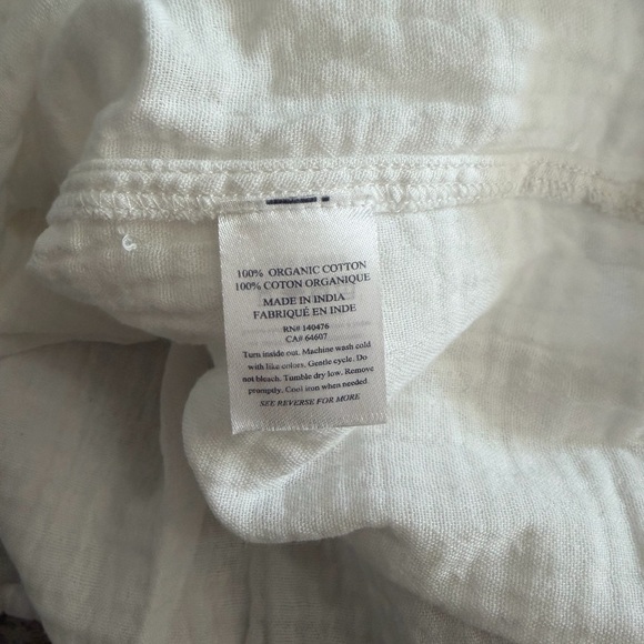 Faherty Dream Organic Cotton Gauze Desmond Top - Picture 12 of 12